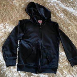 Black hoodie with heart on the zipper size 4T